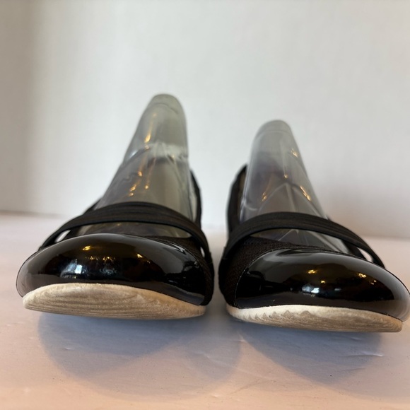 Anne Klein Sport black slip-on flat shoes size 7.5 M - Picture 6 of 11